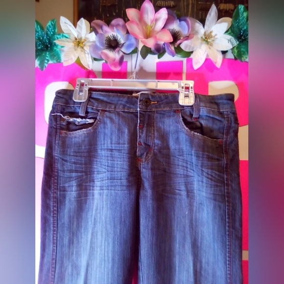 #028👉🏼Women's/Teens Blue 💙 With Red Threading Jeans 👖 - Picture 4 of 8
